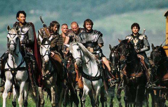 英国石中剑真的存在吗 传说谁能拔出会成为国王