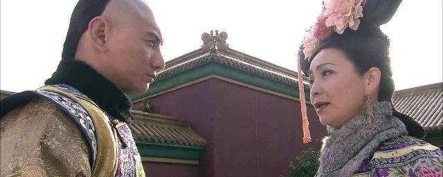 步步惊心年妃娘娘扮演者 是不是中途换人了