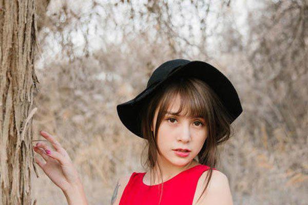 夏美酱什么时候下海 cos过很多性感的动漫的人物