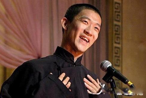 曹云金和郭德纲是怎么回事 因隔空相声而彻底的闹翻