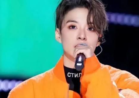 刘逸云是男的还是女的 是女生吗为什么看着像个小伙