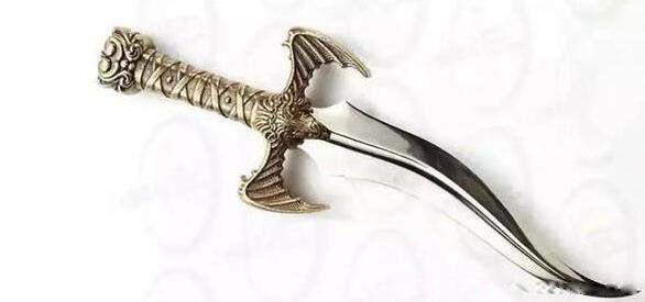 世界上十大禁用的刀 恐怖的血滴子可以摘人头