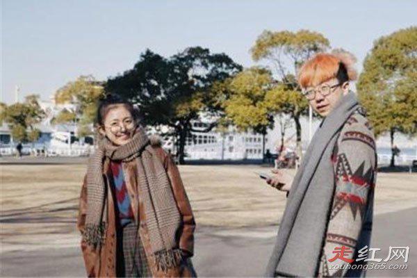 李诞老婆黑尾酱个人资料 标准的大长腿美人