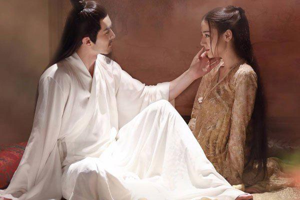 高伟光结婚了吗 穿内裤见女友迪丽热巴算什么