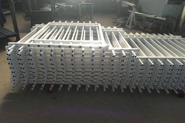 09年湖南电梯门事件 尺度那么大有人在不在乎