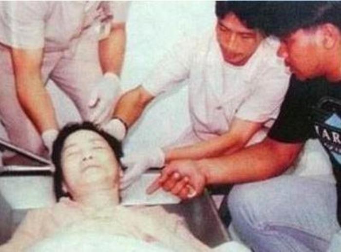 邓丽君死原因真相 是什么原因而死的怎么出意外的