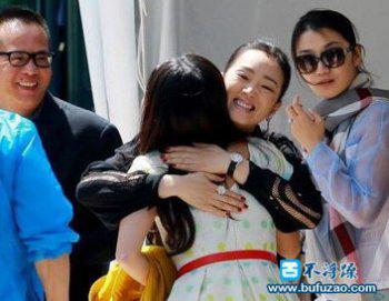 巩俐有亲生子吗 她为张艺谋打过几次胎