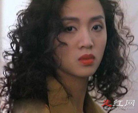 梅艳芳最后一晚医院视频经过 过世的原因是宫颈癌