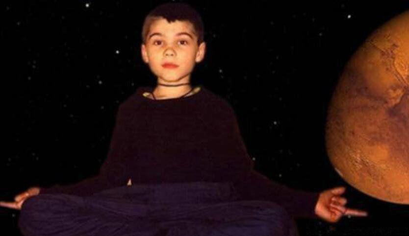 火星男孩预言2022年要发生什么 承认说谎怎么回事