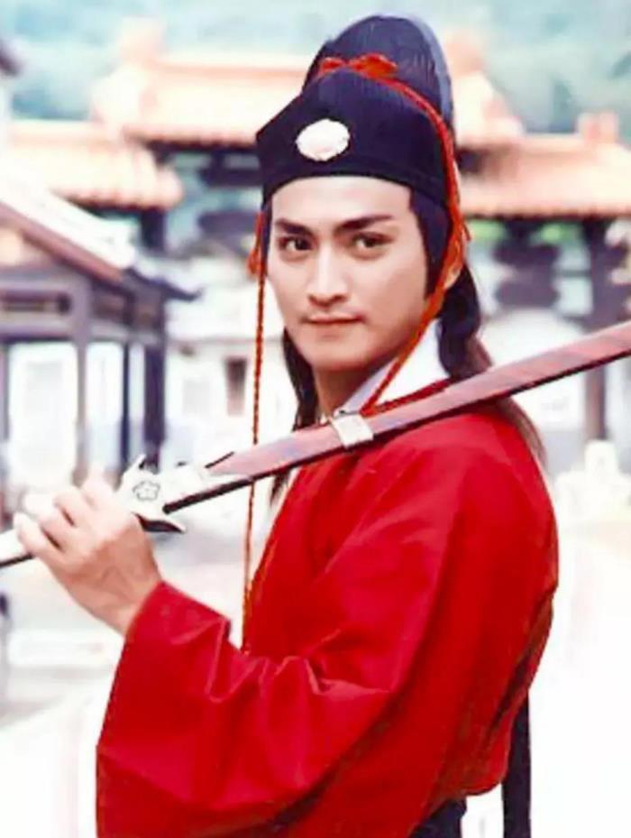 何家劲的妻子是谁 金素梅为什么不嫁何家劲