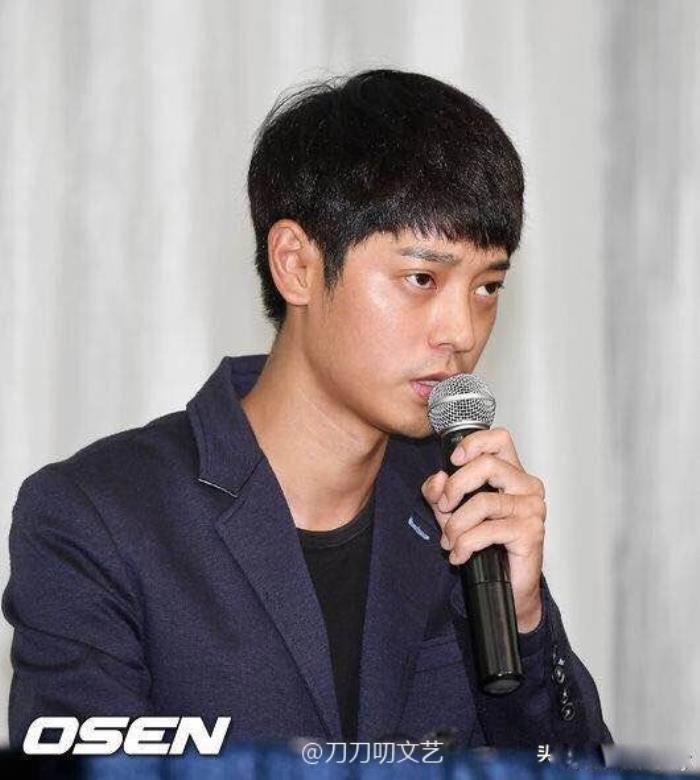 郑俊英事件始末梳理 聊天群内容及8人名单