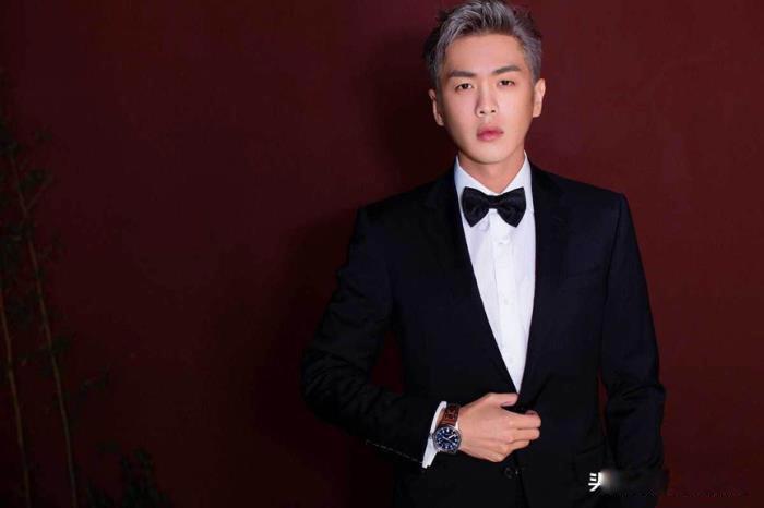 张若昀家世显赫惊呆众人 是一个有骨气的富二代