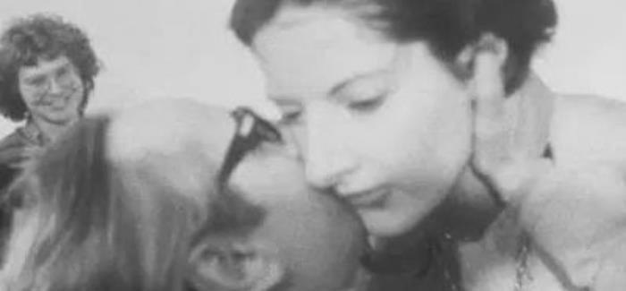 冰恋、秀色、慕残什么意思 心理变态型行为艺术