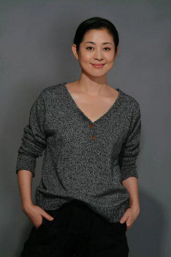 倪妮是倪萍的侄女吗 是倪萍家什么人有亲属关系吗