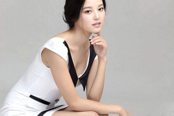 辛芷蕾宋慧乔对比照太像了 被称为中国版宋慧乔