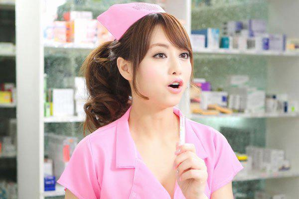 吉泽明步的精品有哪些 从平面模特开始起步