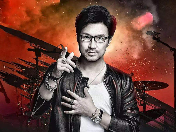 每当我感到疼痛就想让你抱紧我是什么歌，我爱你中国歌曲介绍
