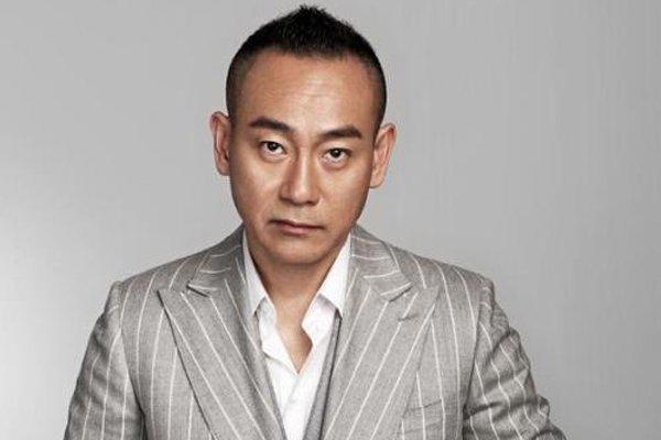 林保怡宣布出柜 被拍到和同性见父母