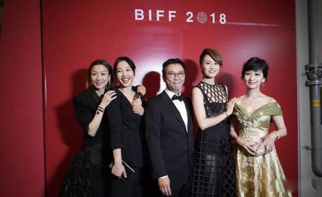 白百合出轨事件大反转没有底线的婚姻能走多远 海外度假调调情惹了谁