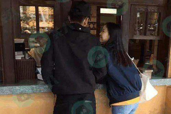 姜汉娜王大陆怎么认识的 因拍戏相识的跨国之恋