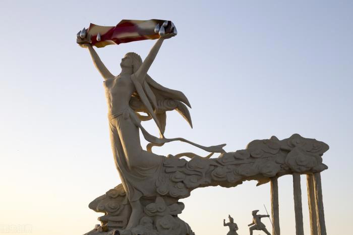 吕洞宾是东华帝君吗 与东华帝君是什么关系