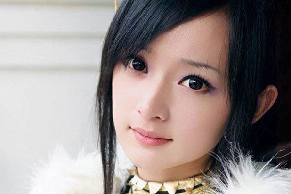 张婉悠张伦硕分手原因 一个惨退另一个领证加出彩