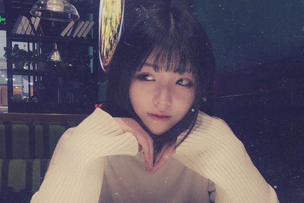 抖音上唱偶遇在沙漠那个女生是谁 真名其实叫郁欢