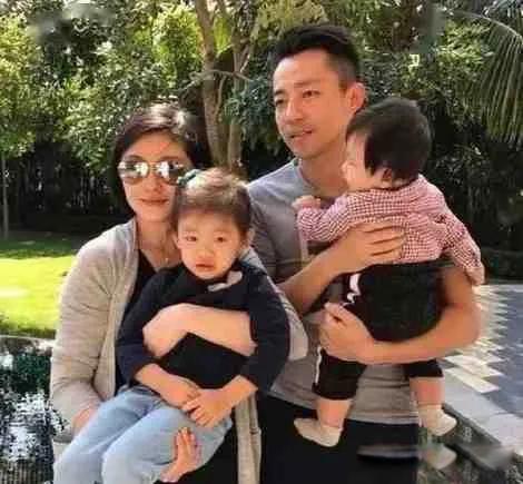 大s离婚分的财产 都是有钱人几个亿还是有的