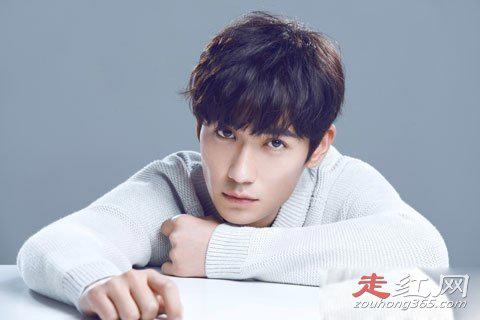 朱一龙8年女友事件怎么回事 隐婚生子大学同学真的吗