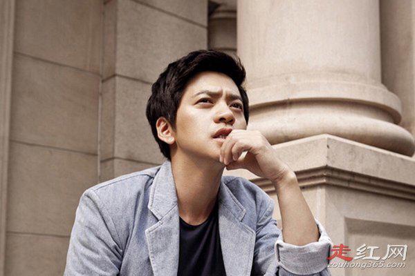 任思奕和李健的关系 喜欢李健而不做他的经纪人