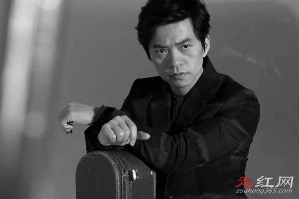 任思奕和李健的关系 喜欢李健而不做他的经纪人