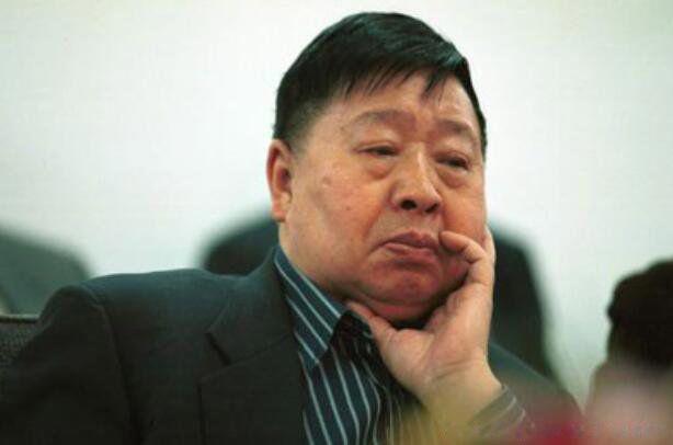 冯巩的师傅是谁 马季简历个人资料简介