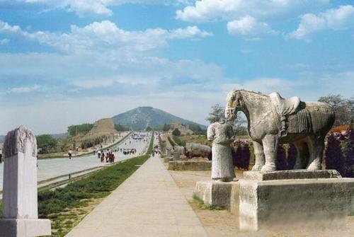 武则天61个无头石人 这61个石人名为“宾王像”