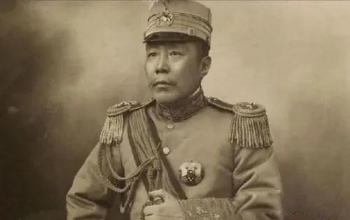 孙殿英历史解密全记录 他是如何盗墓的