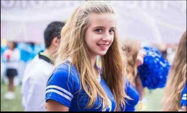 乌克兰美女多吗 出国旅游随处可见