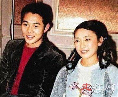 李连杰前妻黄秋燕的真实现状 为何那么爱利智