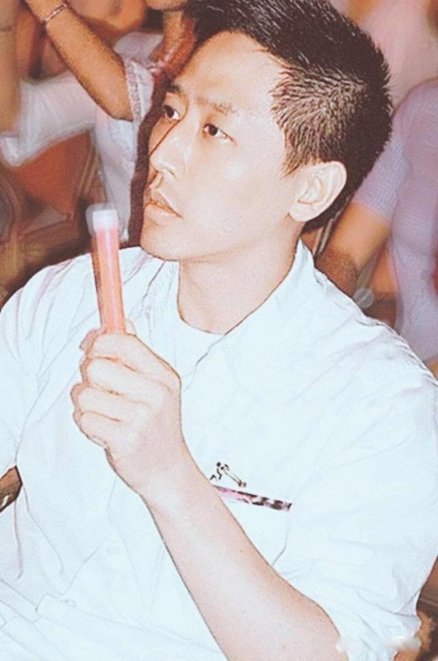 张国荣和唐鹤德是什么关系 同性挚爱曾经有过