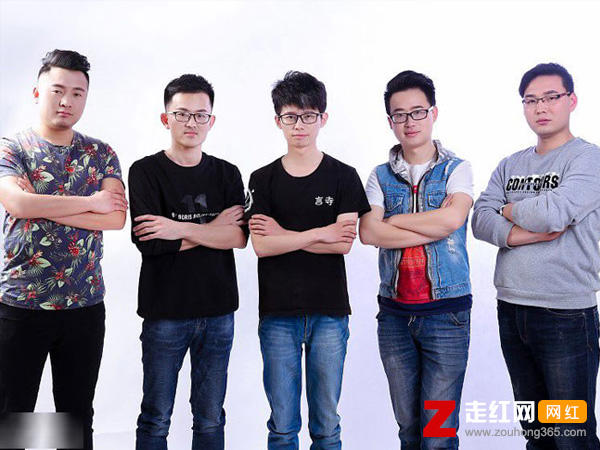 烟把儿乐队成员主唱简介，烟把儿乐队里面的女声是怎么回事