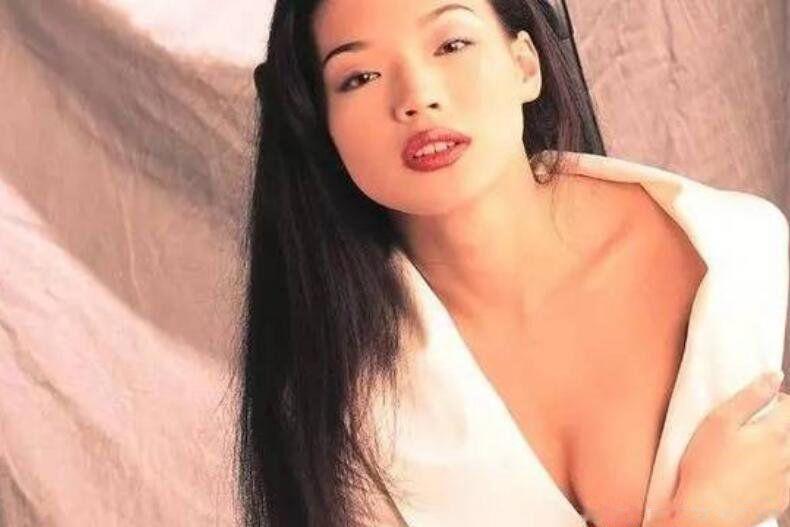 中国十大最不干净的女明星 想出名就得有牺牲