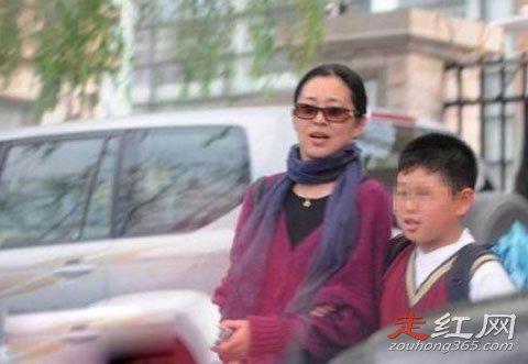 倪萍的五段感情现任老公是谁 女儿叫什么名字现在怎么样