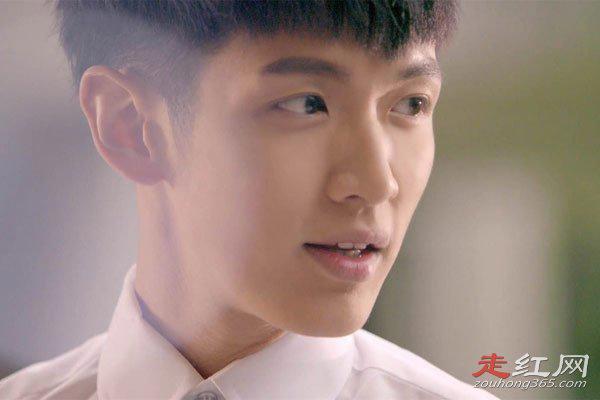 柯震东为什么还能复出 因吸毒事件已经是被封杀