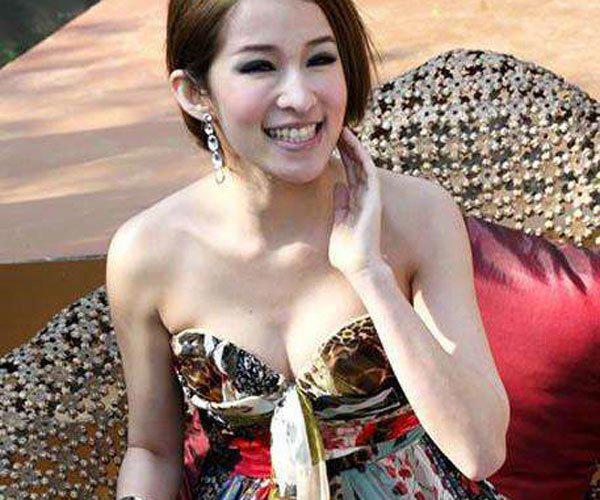 体验萧亚轩的快乐是什么梗 老牛吃嫩草太令人羡慕了