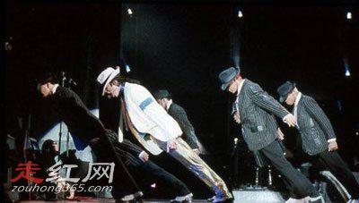迈克尔杰克逊演唱会晕倒人数最多的一次 为什么会死人