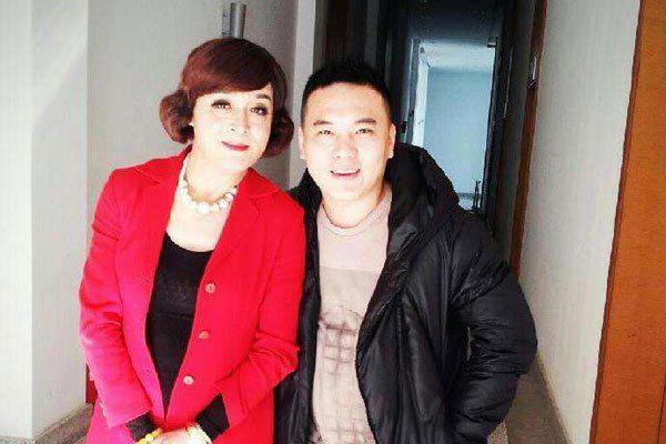 张希永个人资料 女扮男装到底是为了什么