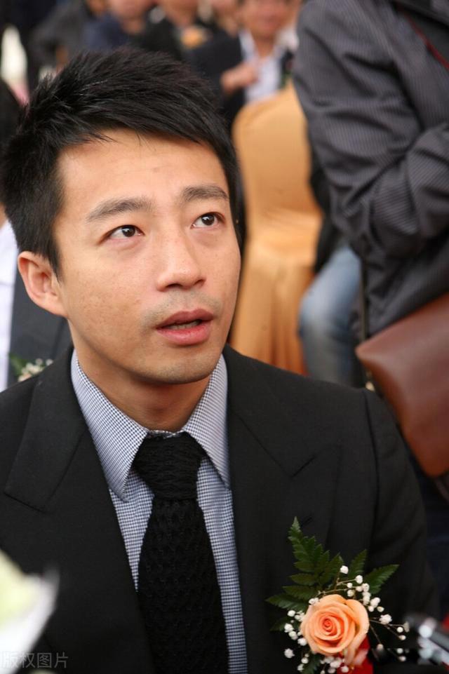 大s汪小菲为什么离的婚 最后原因都因为钱闹腾的