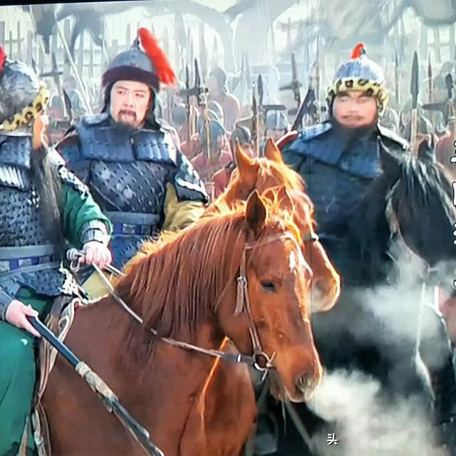 新三国三英战吕布多少集 最后为什么刘备救了他