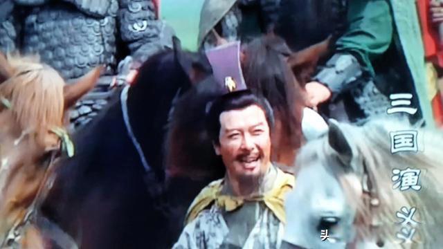 新三国三英战吕布多少集 最后为什么刘备救了他