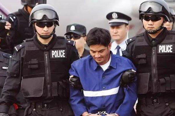 糯康注射全过程视频图片 大案惊人如梦初醒