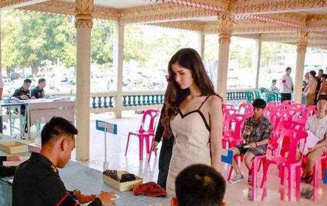 泰国人妖需要服兵役吗 分在男兵营还是女兵营