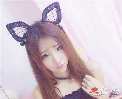 牛小蘑菇被动一字马怎么回事 牛胜男开火车跳舞教你什么叫做野性